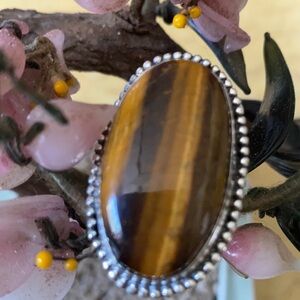 Vintage 925 tiger eye ring